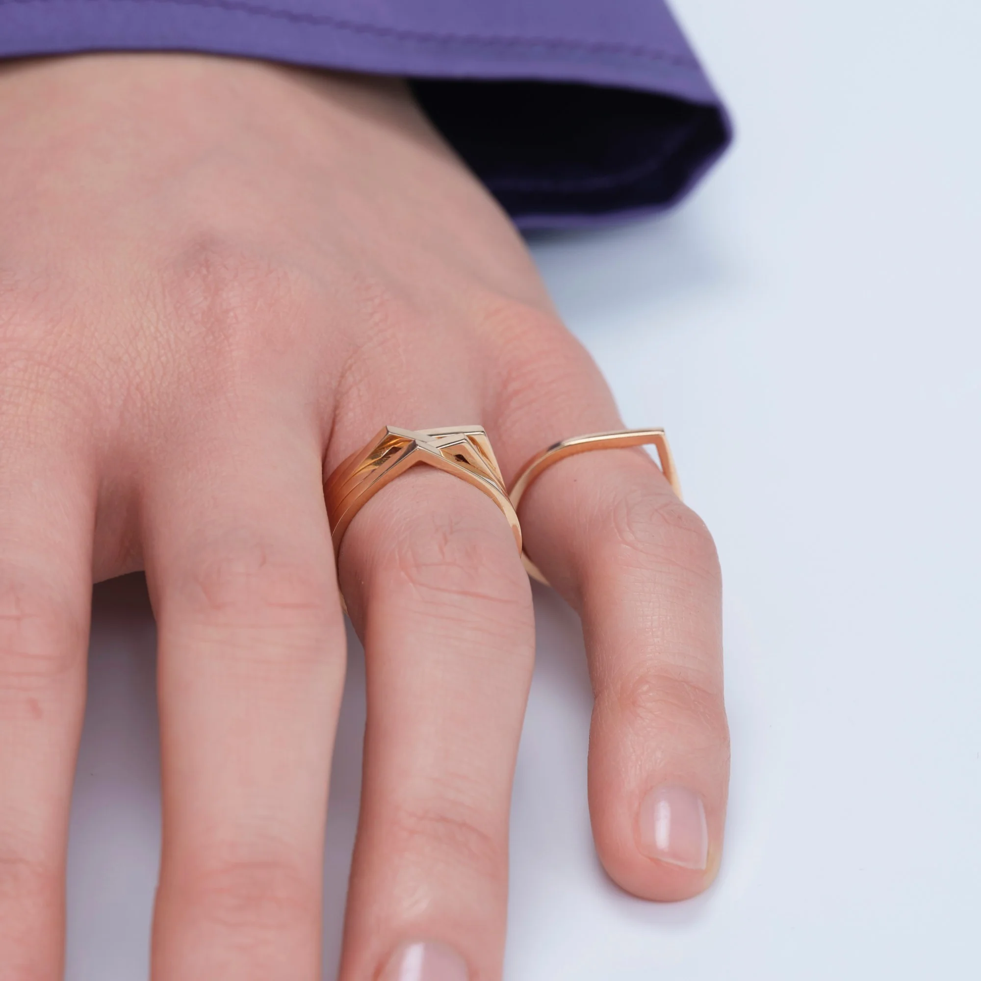 Antifer 4-row ring - Image 2