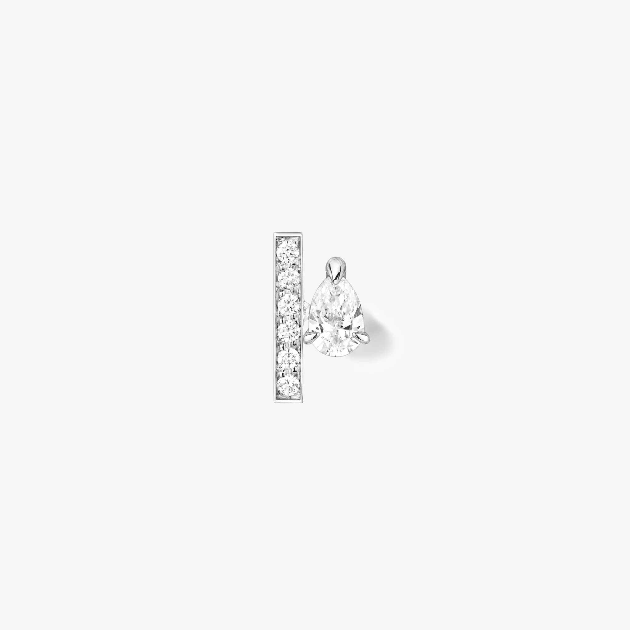 Serti sur Vide stud earring set with 1 diamond