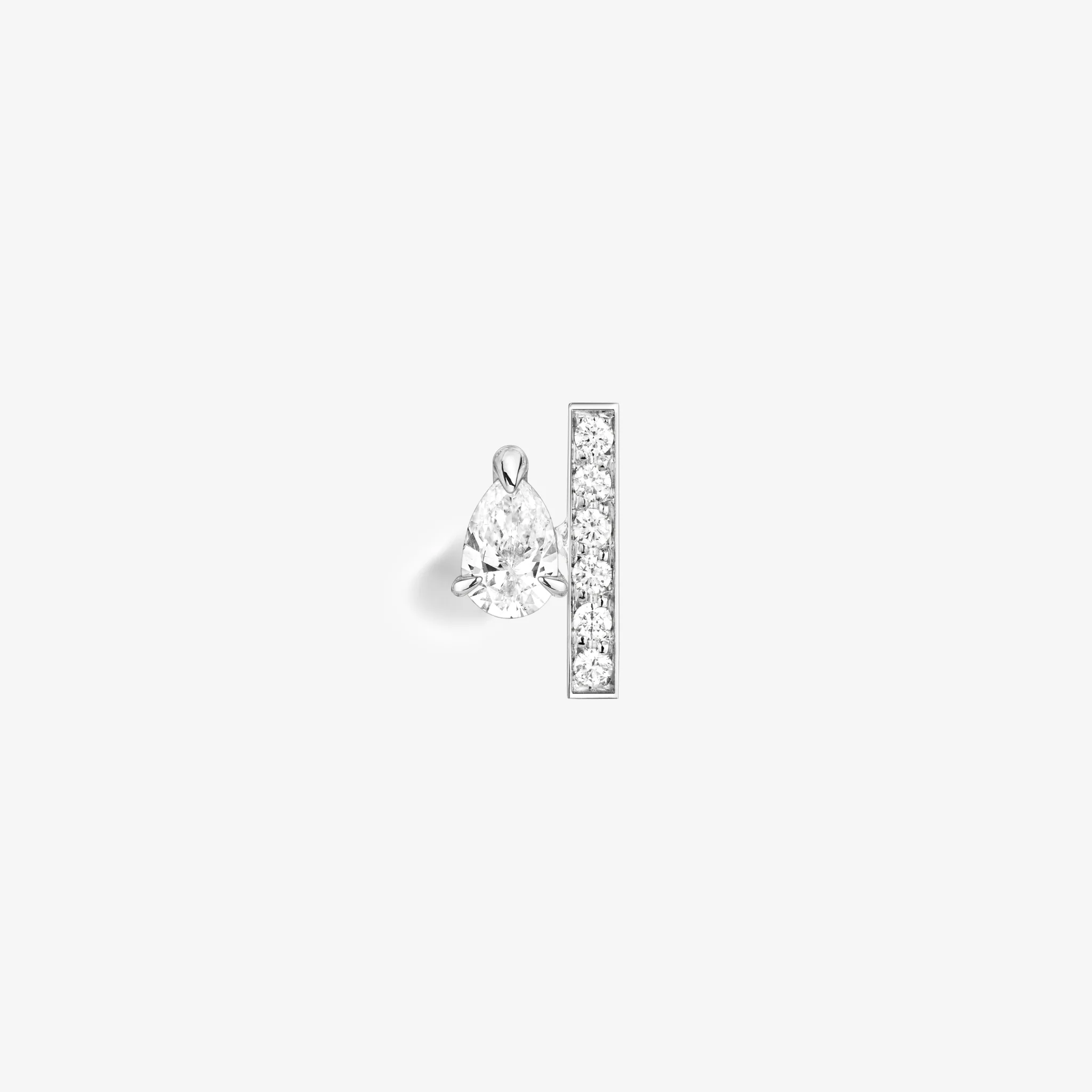 Serti sur Vide stud earring set with 1 diamond - Image 3